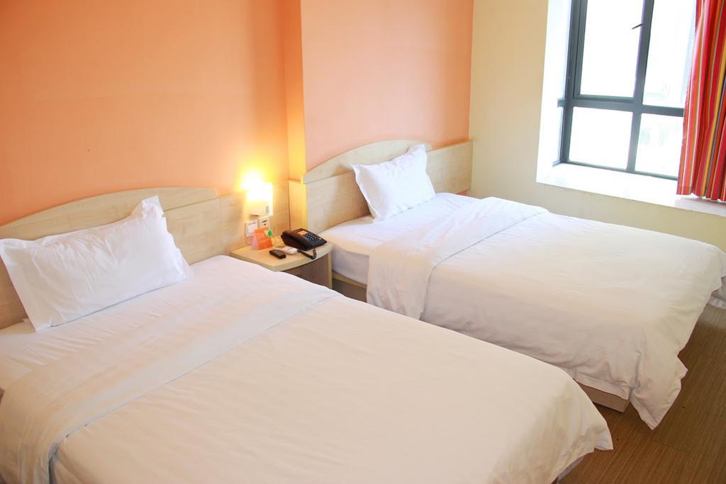 7Days Inn Heyuan Cultrual Palace Renren Le Экстерьер фото