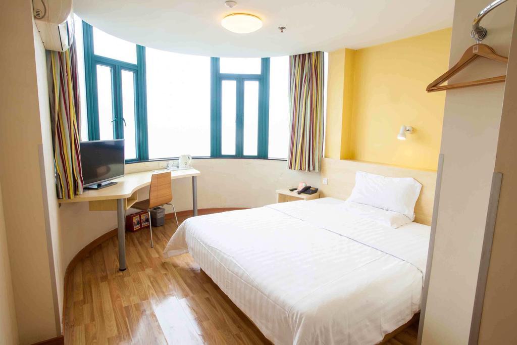 7Days Inn Heyuan Cultrual Palace Renren Le Номер фото